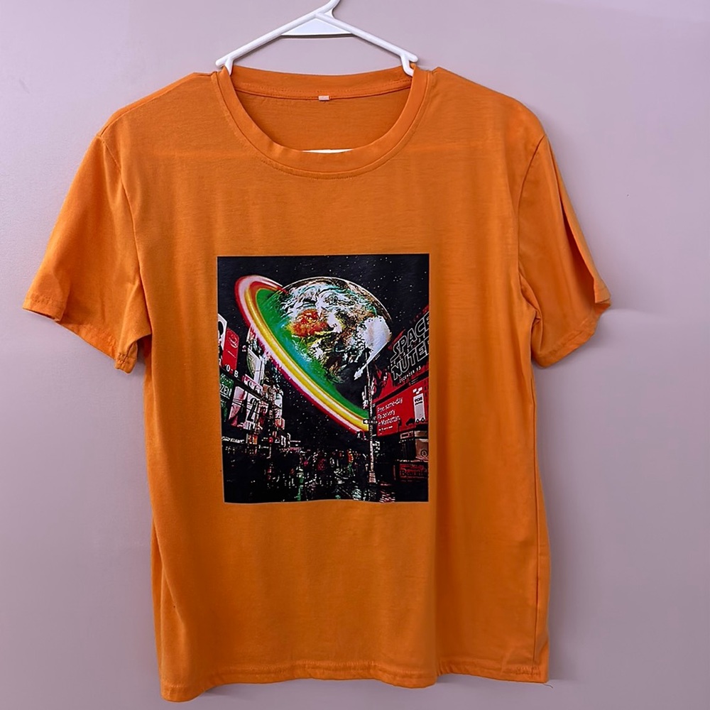 Yellow Space graphic tee